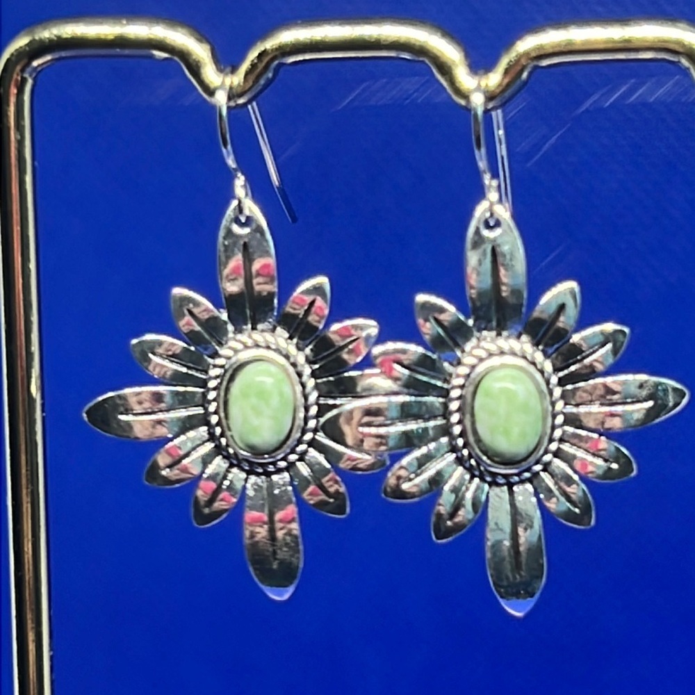 Silver Flower Earrings